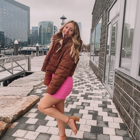 Meet your Posher, Jordan - Picture 4 of 5